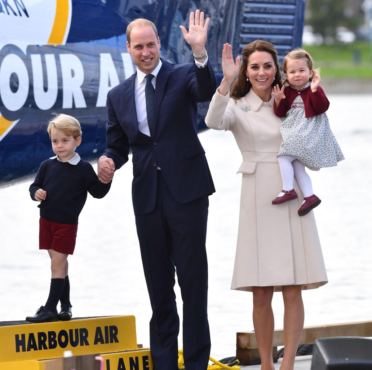 2016 Royal Tour Canada Duke and Duchess of Cambridge Google image from http://assets.nydailynews.com/polopoly_fs/1.2814690.1475423907!/img/httpImage/image.jpg_gen/derivatives/gallery_1200/2016-royal-tour-canada-duke-duchess-cambridge-victoria.jpg