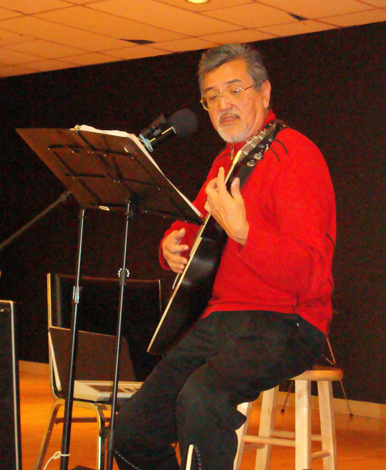 Ron da Roza, Singer, Guitarist 1 Dec. 2011