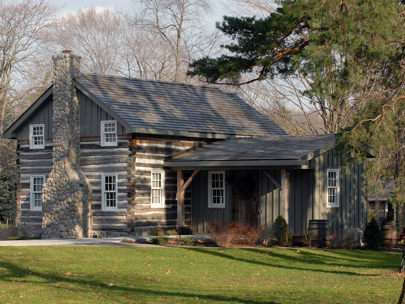 Bradley Log Cabin 2009 image source: Bradley Museum