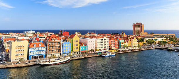 Dutch Island Curacao Cruise image source: istockphoto