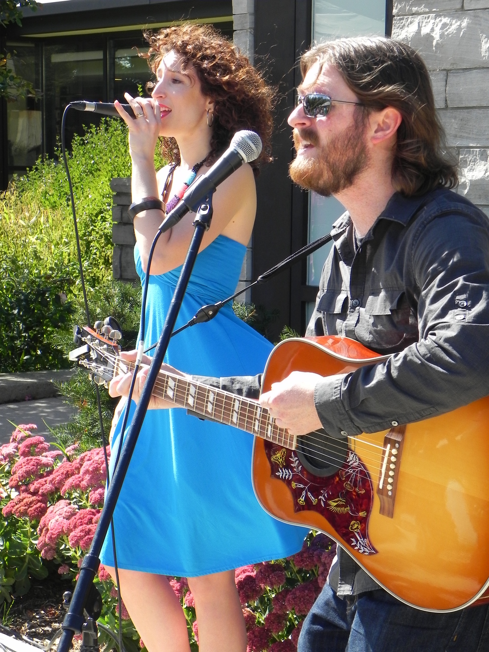 Heather Christine and Matt Zaddy Google image from https://www.modernmississauga.com/main/2016/6/9/modern-arts-river-north-mississaugas-masterful-musical-duo