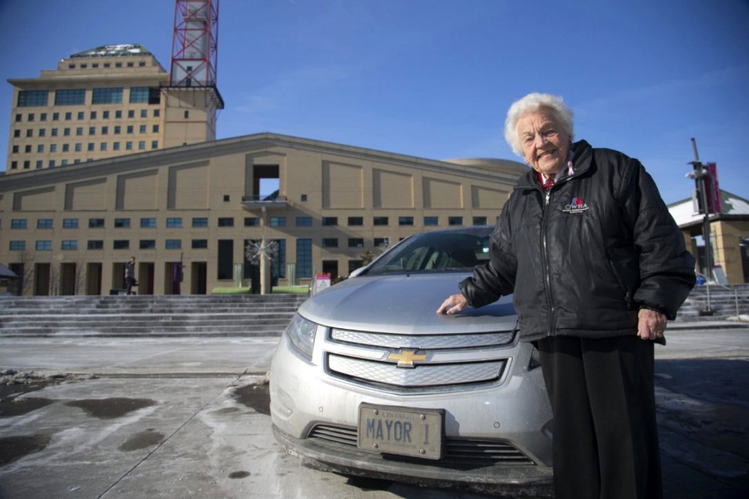 Mayor 1 Hazel McCallion with her Chevrolet in Front of Mississauga City Hall 14 Feb 2014 Google image from https://www.thestar.com/news/city_hall/2014/02/14/at_93_dynamic_hazel_mccallion_is_one_in_a_million.html
