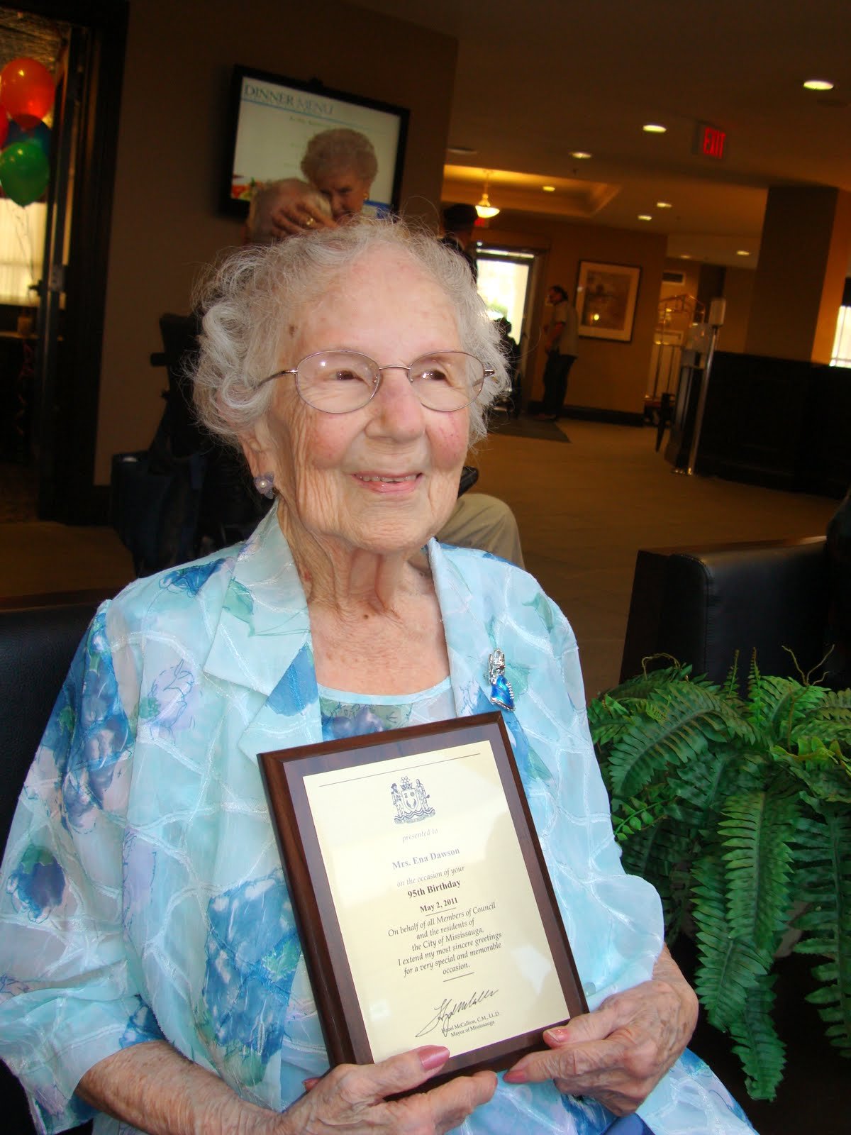 Mrs. Ena Dawson, Age 95, at Evergreen Retirement Community, 11 Sep 2011. Photo by I Lee