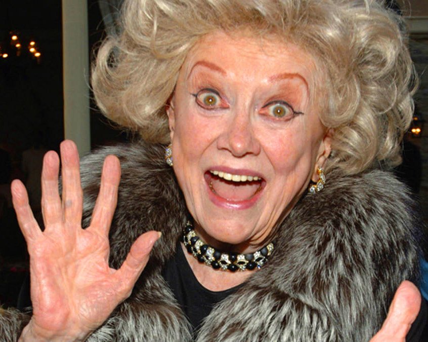 Phyllis Diller Right Hand image from http://media.nbcdfw.com/images/1200*675/Phyllis-Diller-P1.jpg
