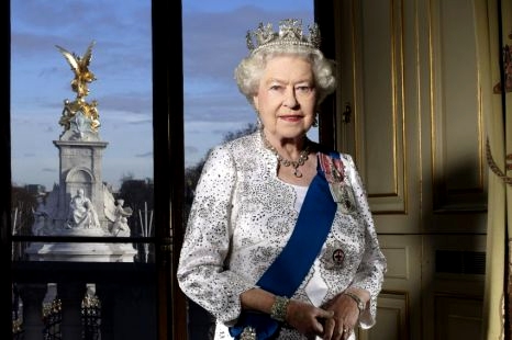 Queen Elizabeth II Diamond Jubilee Google image from http://img.metro.co.uk/i/pix/2012/02/06/article-1328534494163-11998626000005DC-142740_466x310.jpg