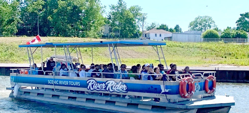 River Rider Cruise image source: River Rider Tours