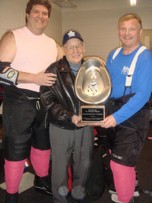Dr. Zajdman, Johnny Bower and Dr. Kujtan at Docs On Ice 2008