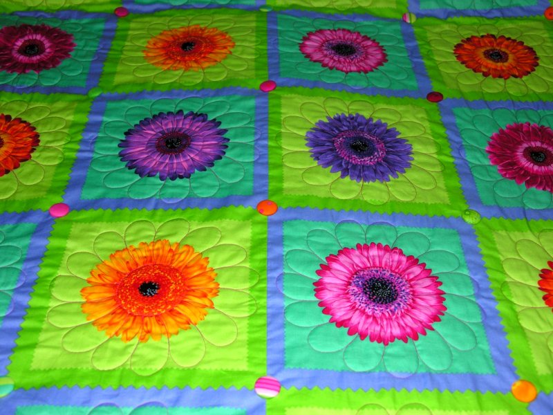 Colorful Quilt Google image from http://www.quiltingkat.com/gallery/bed/colorfulDaisyClose.JPG