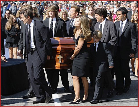 Ted Kennedy's Funeral a Star-Studded Farewell Google image from http://www.fadedyouthblog.com/wp-content/uploads/2009/08/shriver-kennedy.jpg