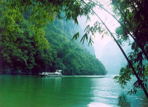 Beautiful Yangtze River Google image from http://www.yangtze-river-cruises.com/assets/images/yangzecruise/beautiful-yangtze-river.jpg